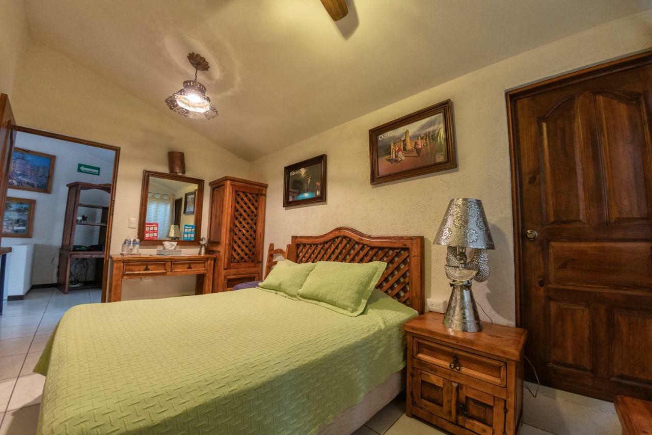 Hotel Casa Yunenisa Oaxaca Esterno foto